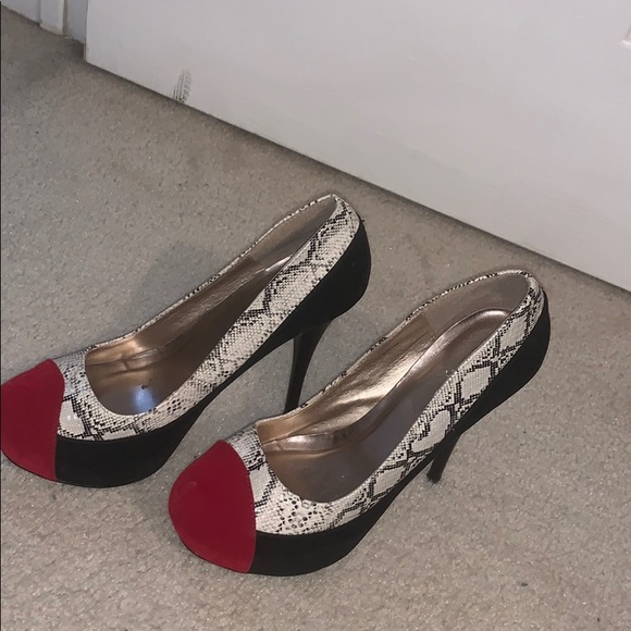 Heals - Picture 4 of 4